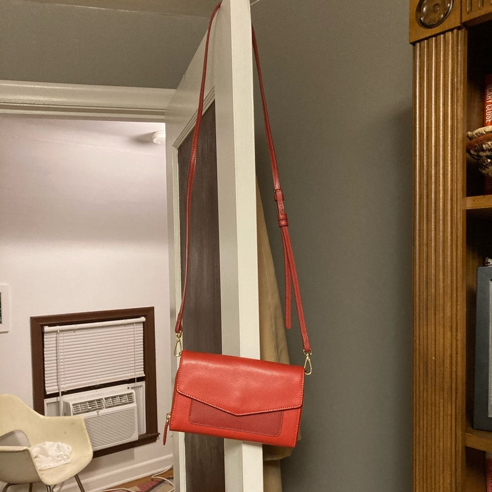 NWOT Vera Bradley crossbody clutch red leather